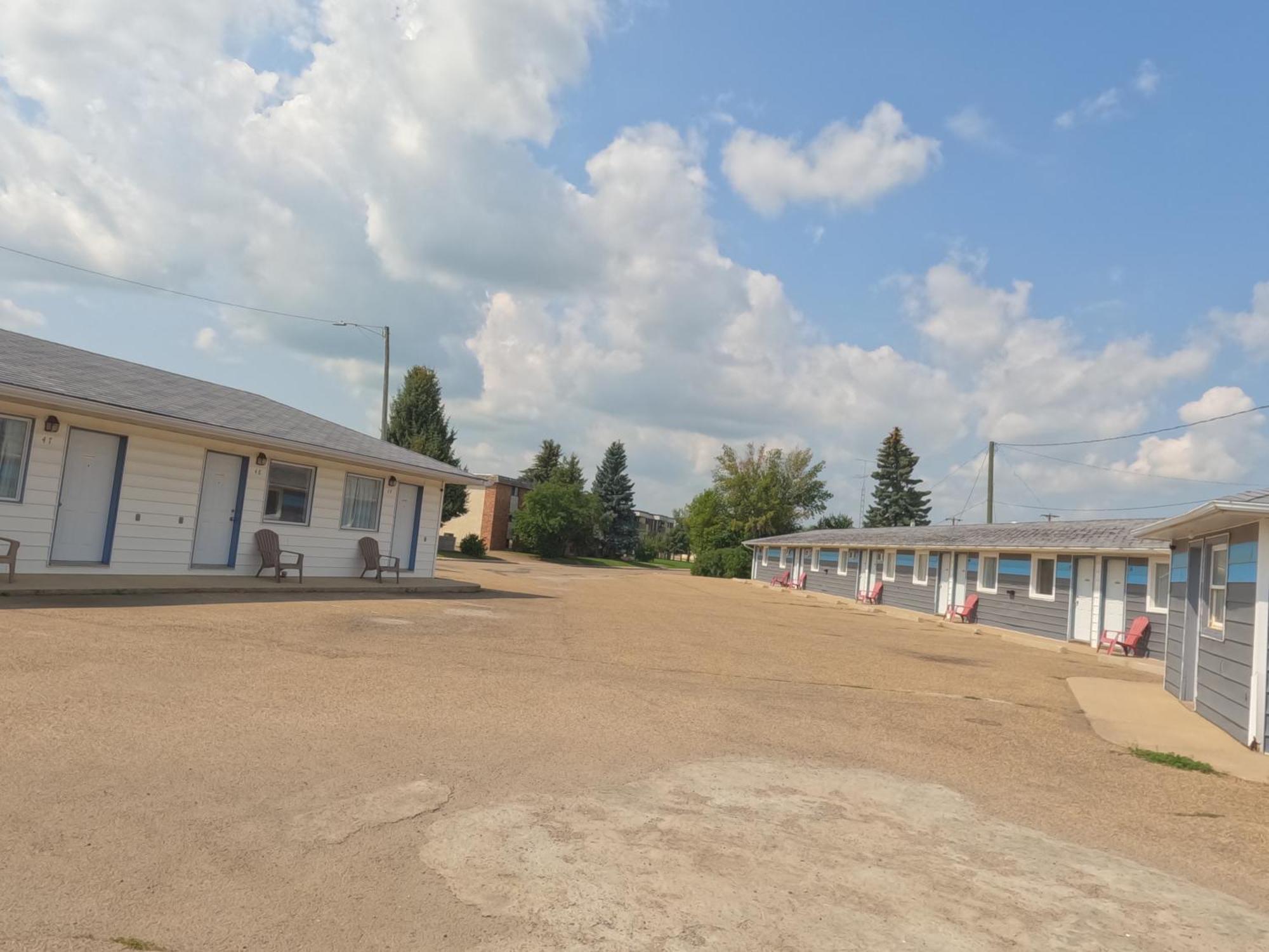 West-view Motel Vegreville Exterior foto